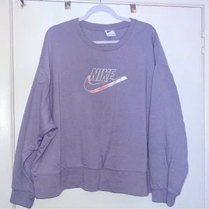 Light Purple Nike sweatshirt size 3X